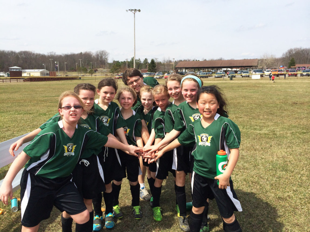 https://clarionsportszone.com/wp-content/uploads/2014/04/CRVS-U10-Girls-Spring-2014-1050x787.jpg