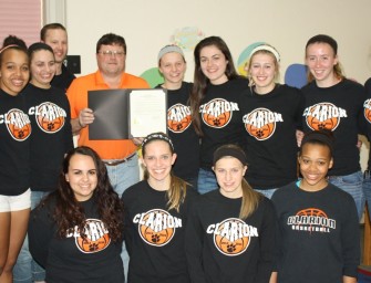 Lady Cat Basketball Team Given Key To The City / Today, April 2nd,  Is Clarion Girls Basketball Day (04/02/14)