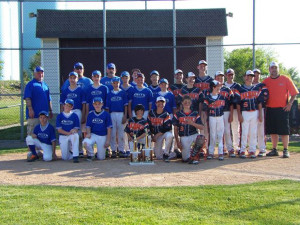 (Photo By Monica Goheen) Players and coaches from B&W Smith and the Guernsey County Miners pose for a picture as part of the awards ceremony.