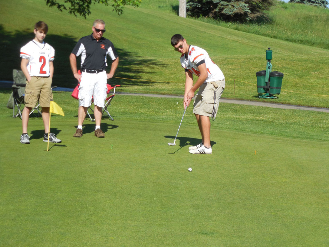 https://clarionsportszone.com/wp-content/uploads/2014/06/Golf-Outing-2014-5-1050x787.jpg