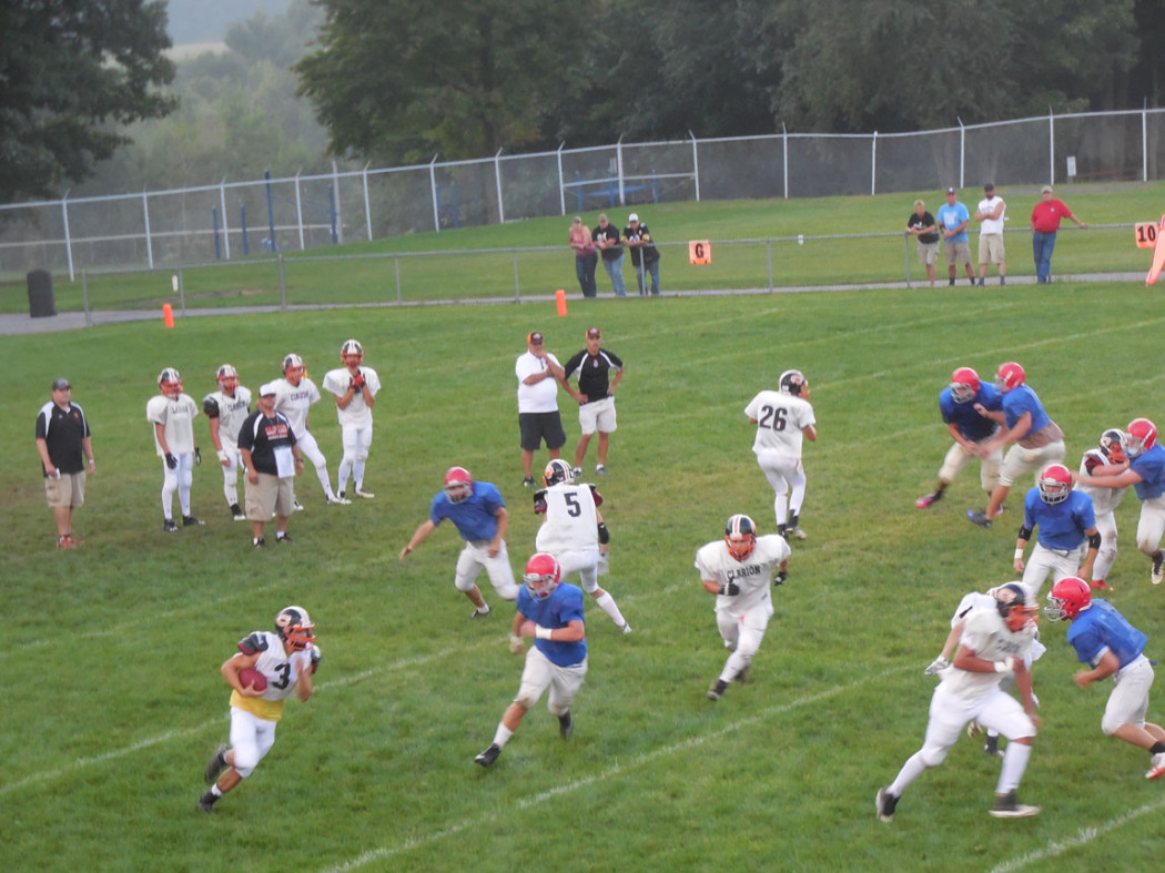 https://clarionsportszone.com/wp-content/uploads/2014/08/WEST-BRANCH-SCRIMMAGE-1050x787.jpg