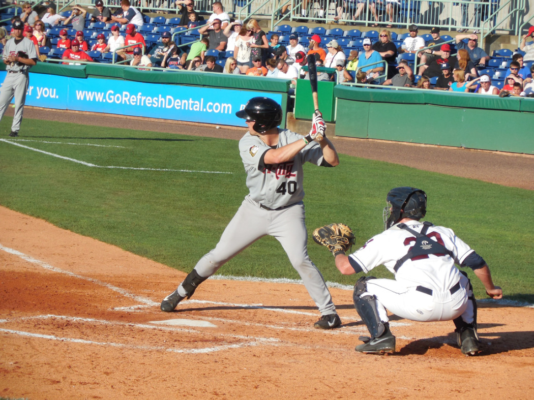 https://clarionsportszone.com/wp-content/uploads/2014/10/Jon-Kemmer-2-1050x787.jpg