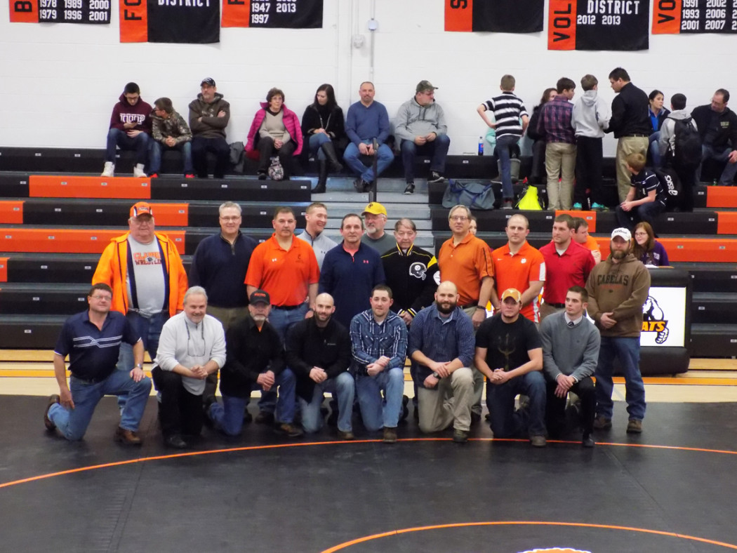 https://clarionsportszone.com/wp-content/uploads/2016/01/wrestling-curwensville-legends-1050x788.jpg