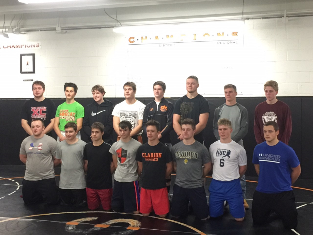 https://clarionsportszone.com/wp-content/uploads/2017/12/2017-HS-Wrestling-Team-1050x788.png