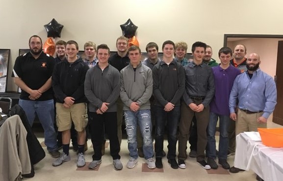 https://clarionsportszone.com/wp-content/uploads/2018/04/Varsity-Wrestling-Team.jpg