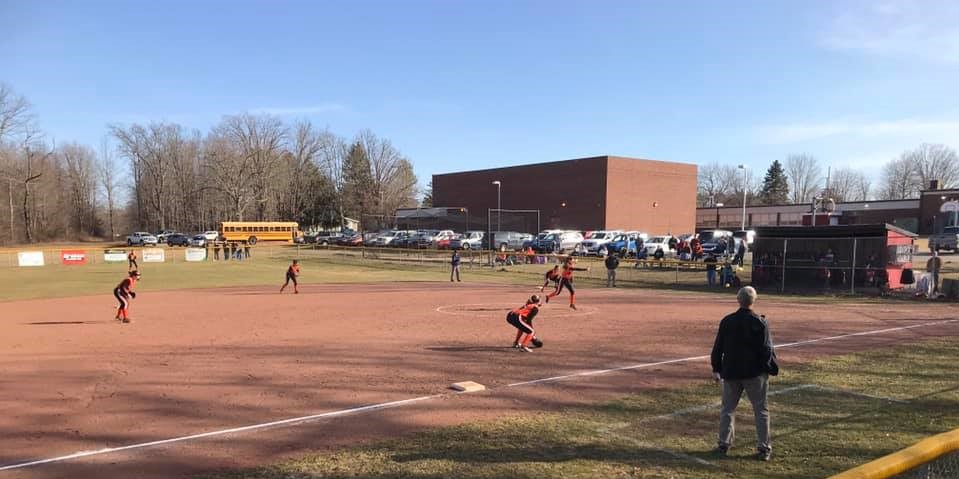 https://clarionsportszone.com/wp-content/uploads/2019/03/Softball.jpg