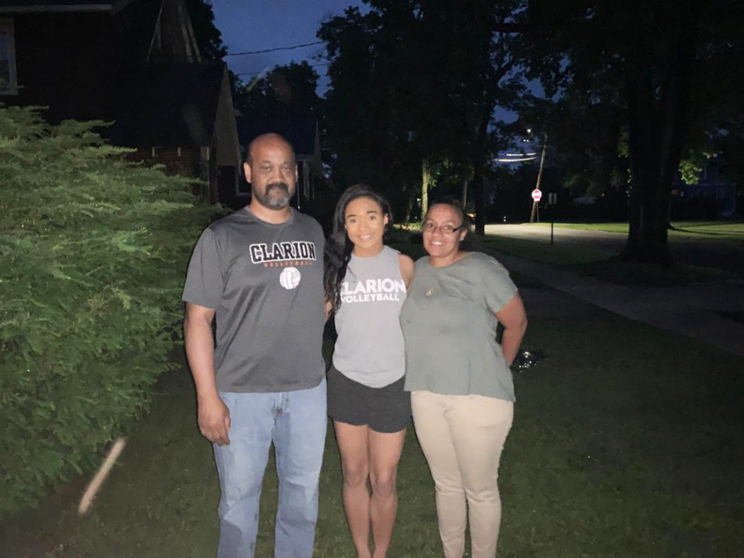 https://clarionsportszone.com/wp-content/uploads/2019/05/Kyara-USA-article-with-Nate-and-Tracy-1050x788.jpg