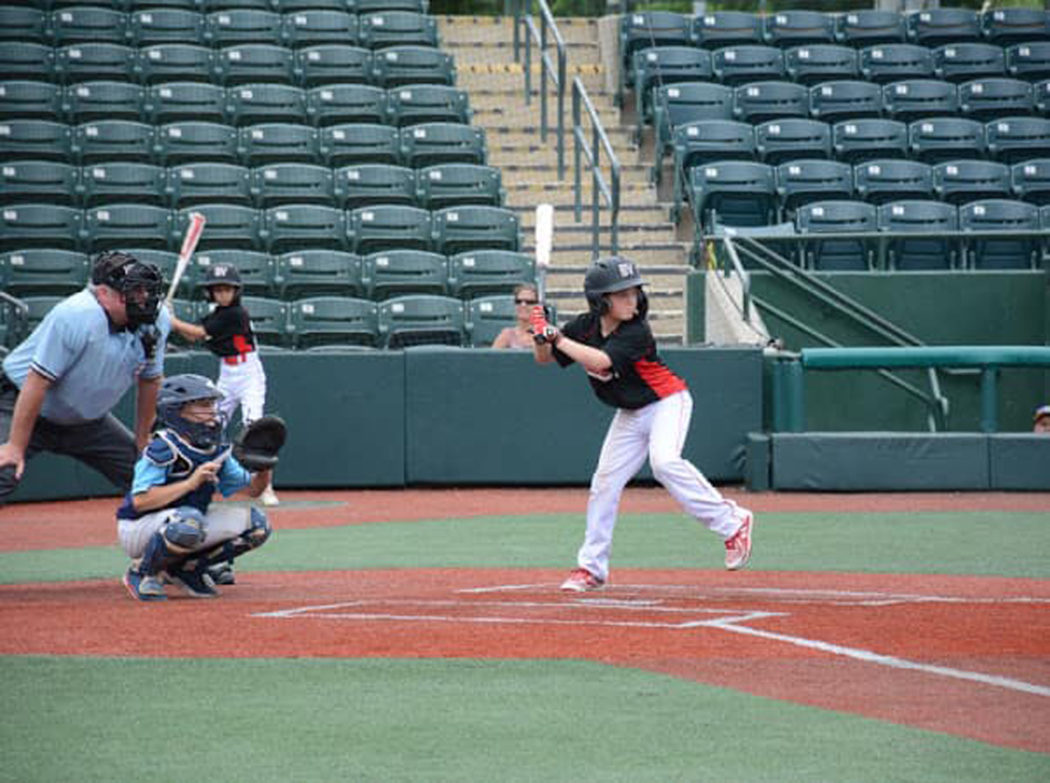 https://clarionsportszone.com/wp-content/uploads/2019/06/Ethan-Rex-Cal-Ripken-2-1050x783.jpg