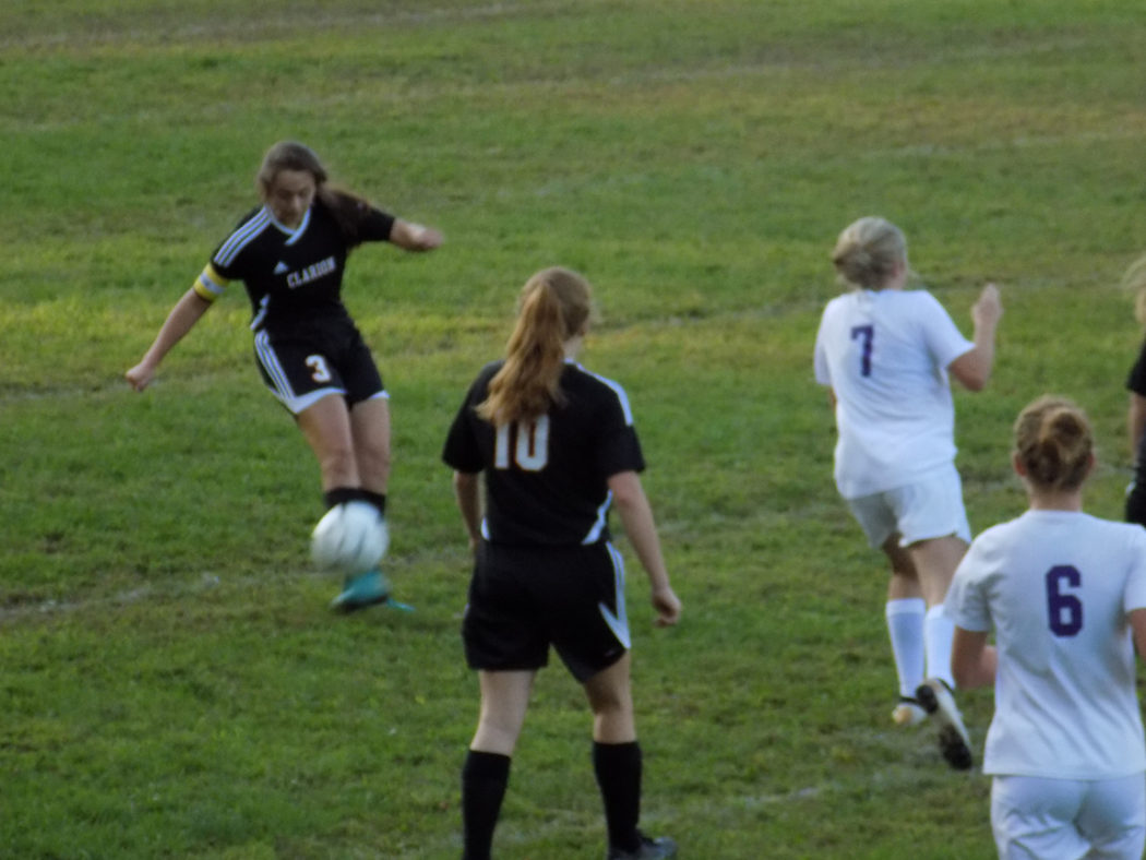 https://clarionsportszone.com/wp-content/uploads/2019/09/Soccer-2019-KC-4-1050x788.jpg