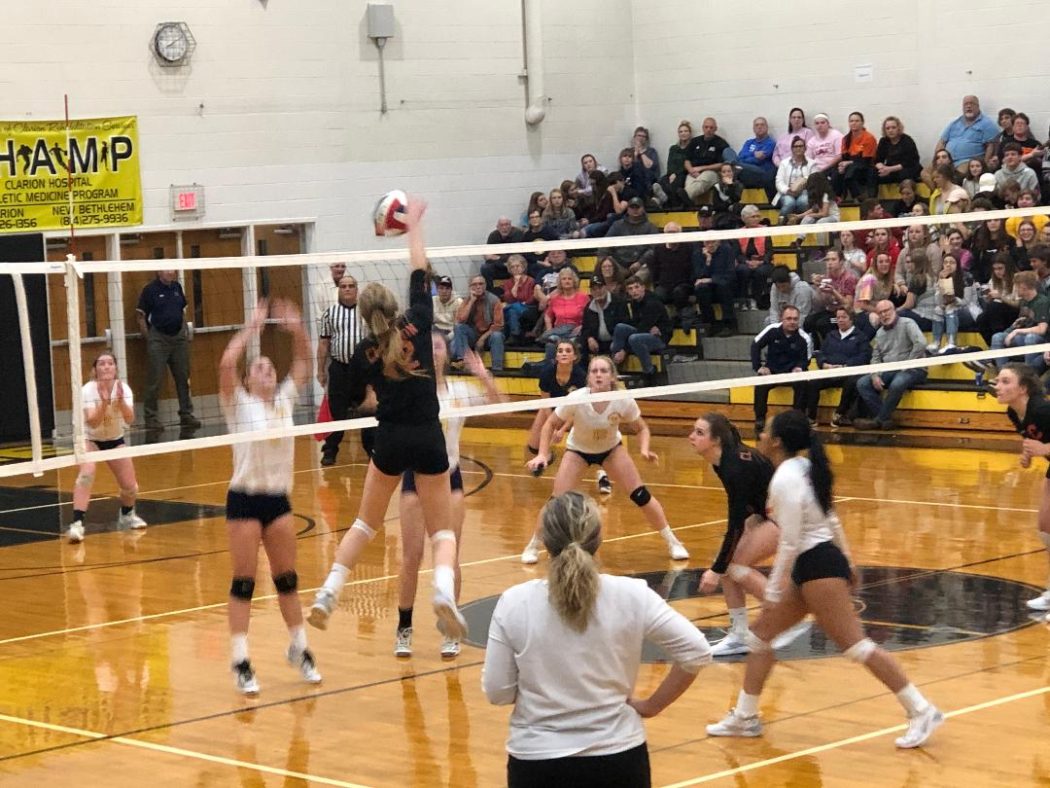 https://clarionsportszone.com/wp-content/uploads/2019/11/Nate-Girvan-VB-2019-Saegertown-6-Kaitlyn-going-for-the-kill-1050x788.jpg