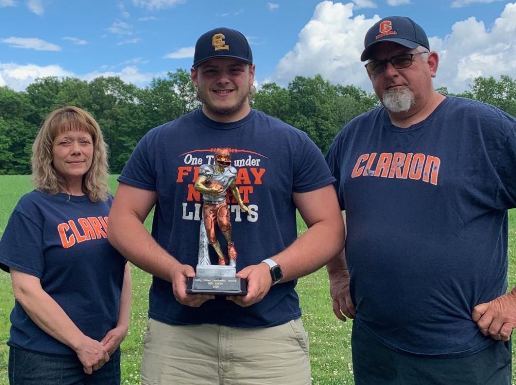 https://clarionsportszone.com/wp-content/uploads/2020/06/Ben-Smith-Larry-Wiser-Award-1050x783.jpg