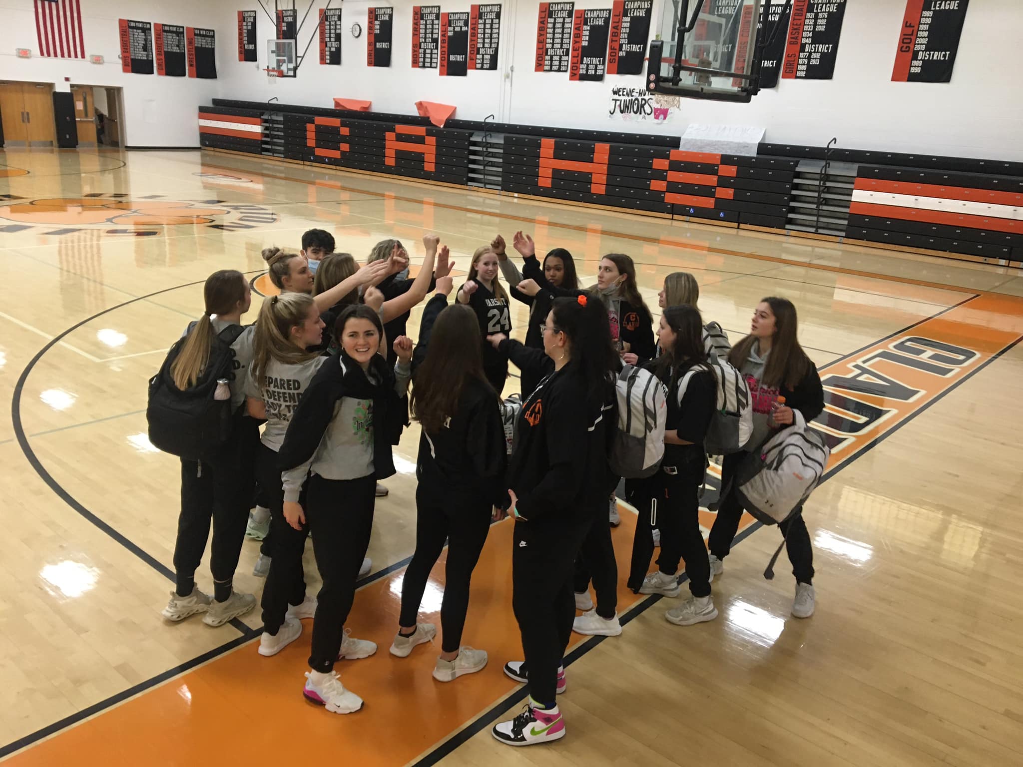 Bobcats Volleyball Team Receives Royal Send-Off To PIAA State Championship Match Clarion Sports Zone