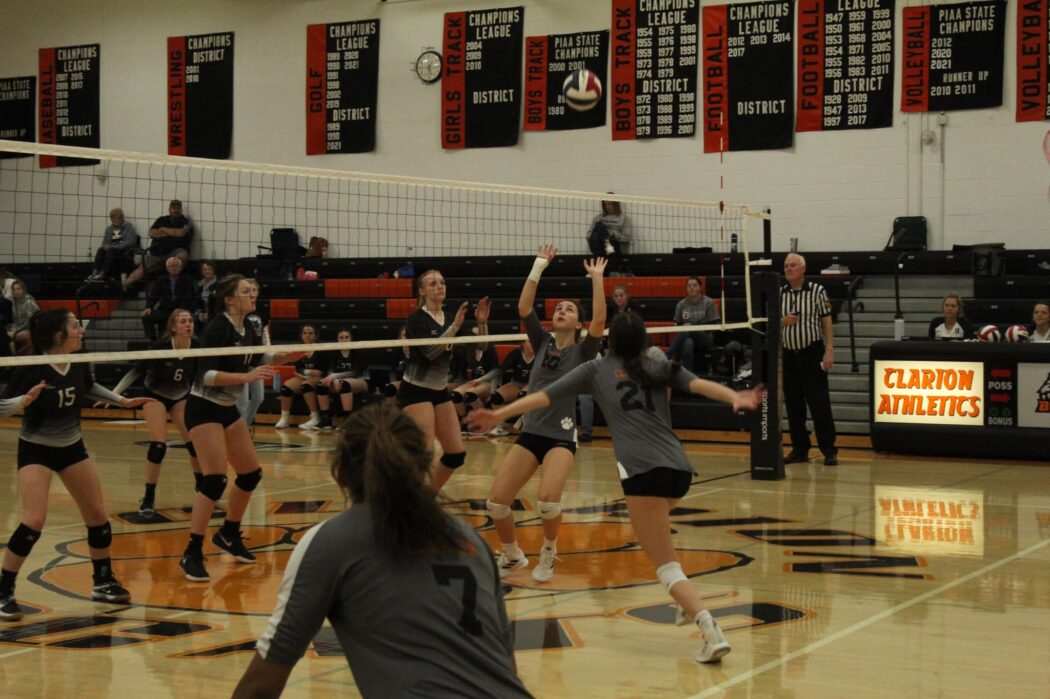 https://clarionsportszone.com/wp-content/uploads/2022/10/Volleyball-2022-Clarion-Tournament-Grace-Ochs-setting-a-teammate-against-West-Shamokin-1050x699.jpg