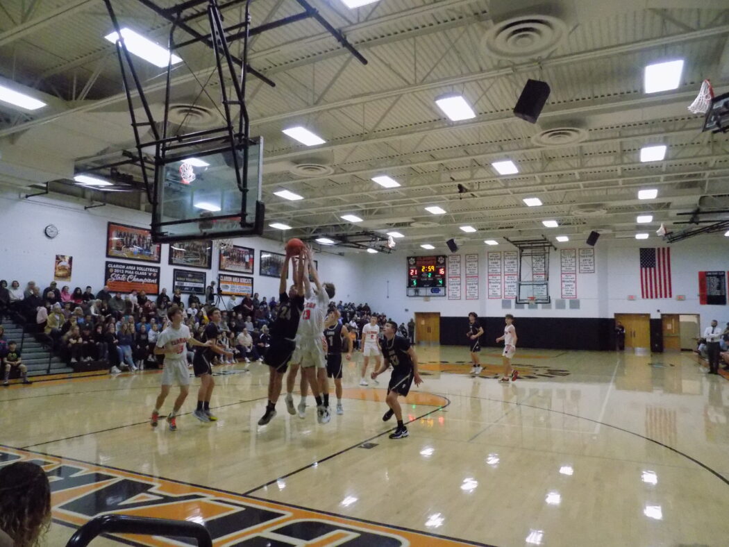 https://clarionsportszone.com/wp-content/uploads/2023/01/BBB-2022-C-L-2-1050x788.jpg