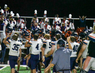 Wildcat Gridders Down Rovers